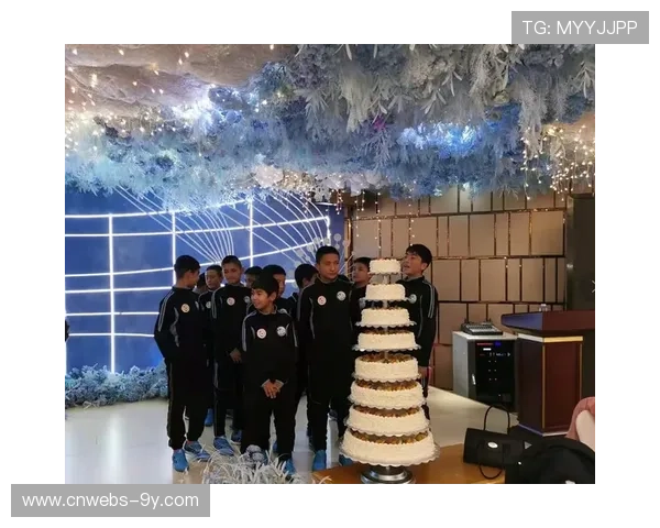 从青训到世界舞台：中国新生代战士苏郎让波的UFC精英之路